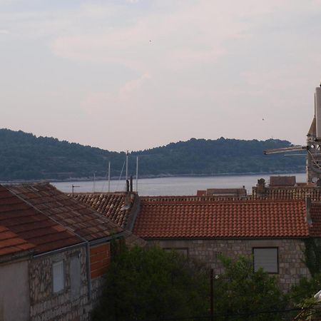 Apartments Bralic Βις Εξωτερικό φωτογραφία