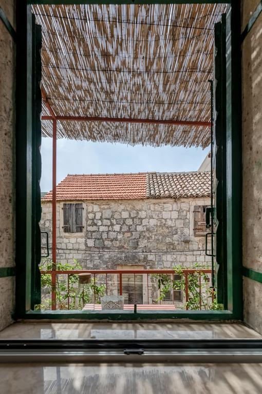 Apartments Bralic Βις Εξωτερικό φωτογραφία
