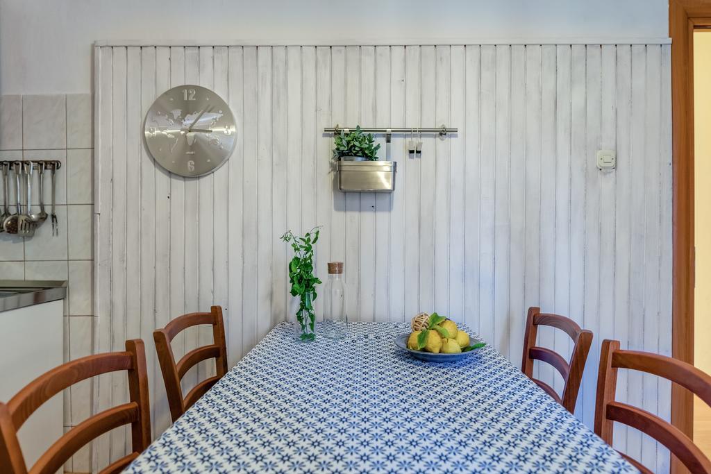 Apartments Bralic Βις Εξωτερικό φωτογραφία