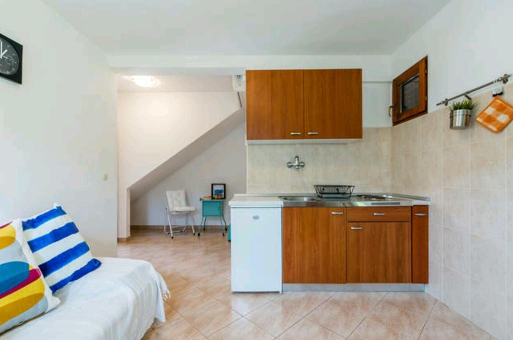 Apartments Bralic Βις Εξωτερικό φωτογραφία